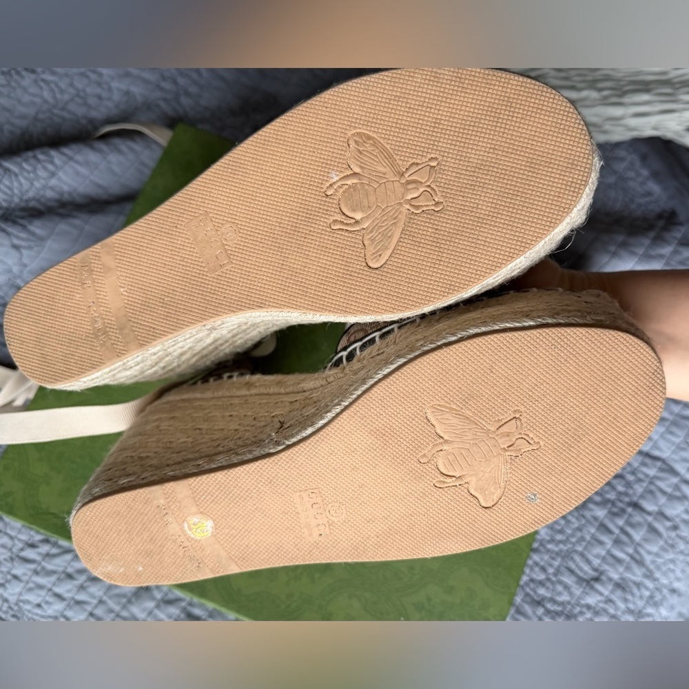 Gucci Women's Brown Espadrilles with Gold Accents - Picture 6 of 6